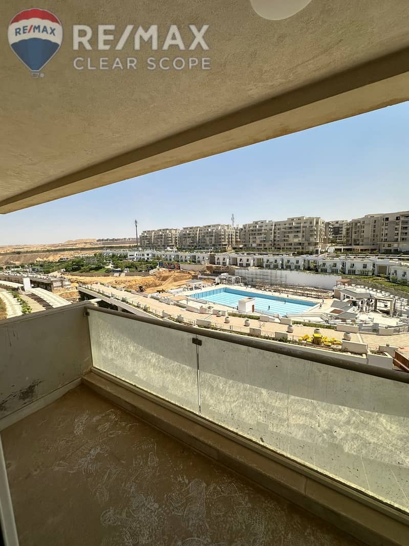 14 ff097fcc-0c19-4ccf-b2bf-b163e9a6a16f. jpeg