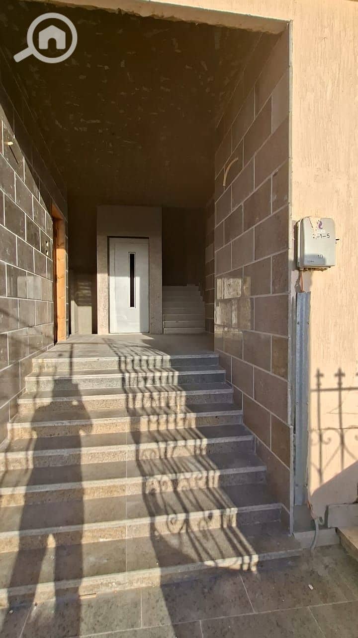 7 WhatsApp Image 2025-12-10 at 1.21. 58 PM (2). jpeg