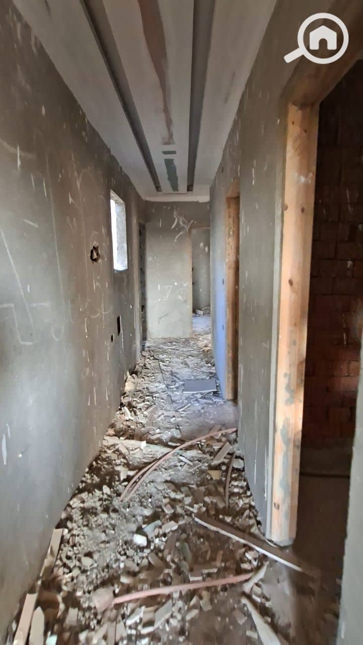 10 WhatsApp Image 2025-12-10 at 1.21. 57 PM (1). jpeg