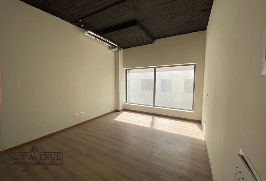 4 8110f7fb-a280-4f06-9230-82d58253f17d. jpg