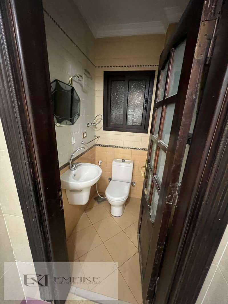 16 WhatsApp Image 2025-12-03 at 5.50. 17 PM (1). jpeg