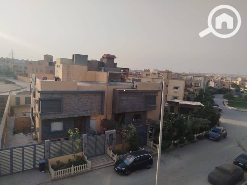 17 c9ddd250-20fa-4817-b145-9fff9110760e. jpg