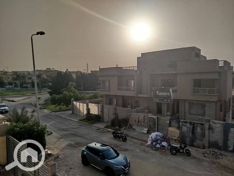 19 cfd3f721-9d43-41e1-b024-a02efbf7daf1. jpg