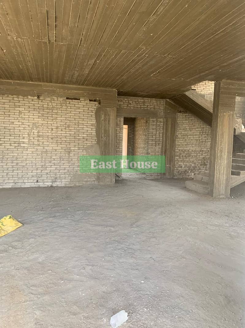 6 4125f9ef-afa4-4045-a169-88096e9ac2ee. jpg