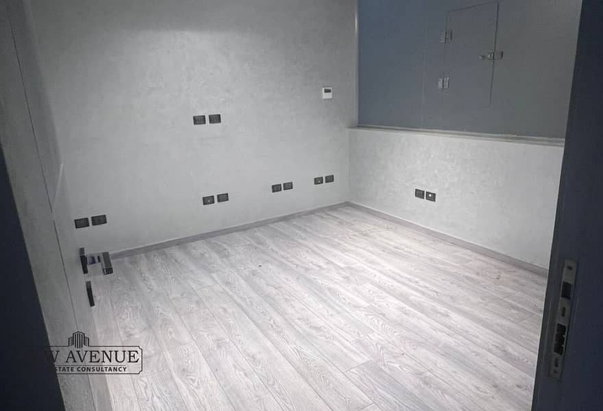 2 bb185c1e-cba6-447d-9425-bae073cbc45f. jpg