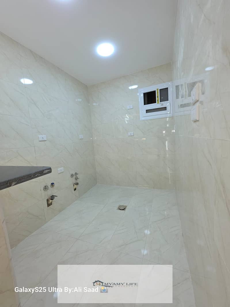 8 WhatsApp Image 2025-12-07 at 8.52. 24 PM (1). jpeg