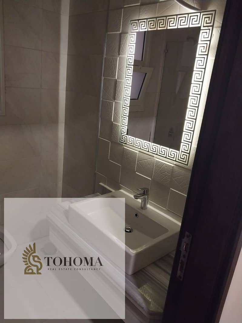 6 67bebbb9-5478-4e29-b725-95fe485e5a6f. jpg