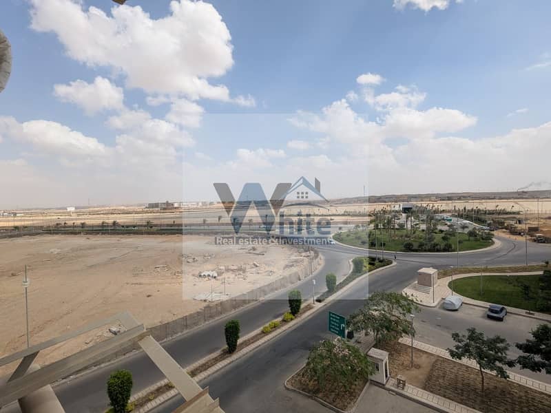 6 7fef0ef5-bb92-4bc3-8466-a4cc6f61325d. jpeg