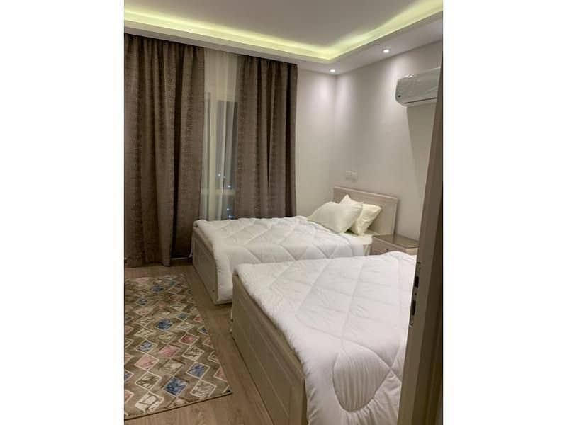 3 3e8525c4-4852-455d-ad75-4f051992e293. jpg