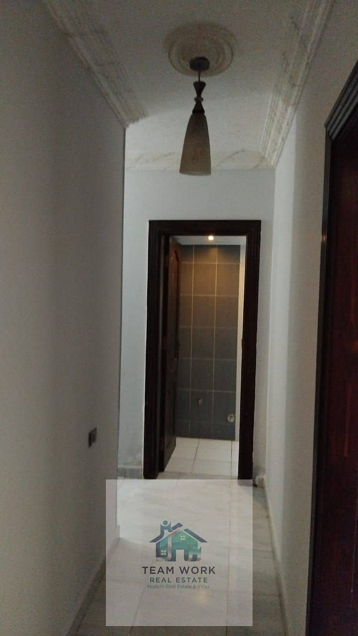 8 6ced04a9-e91d-4ee6-ba52-63113d9663ab. jpg