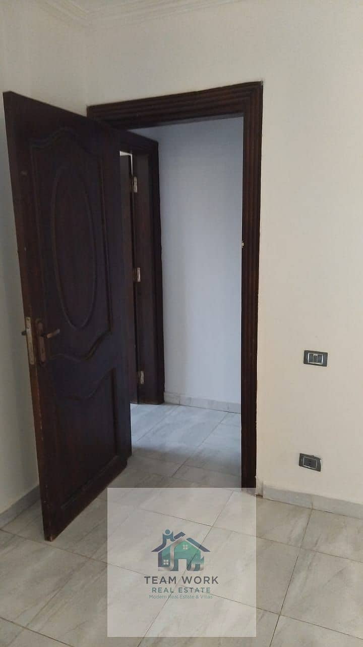 12 d40635e5-5ca9-4421-b3c5-9e1d7e32f01e. jpg