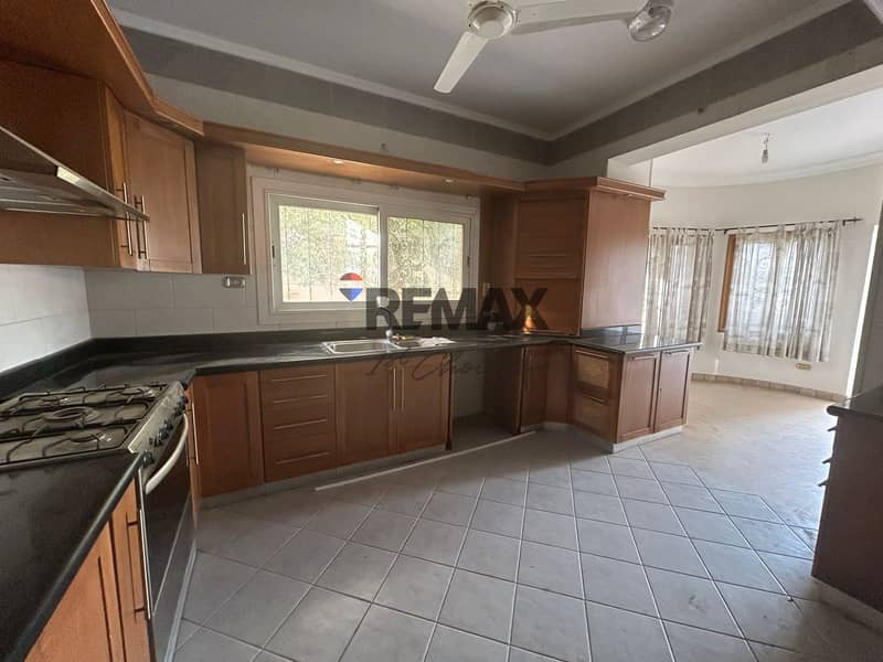 2 PHOTO-2025-11-03-16-11-30. jpg