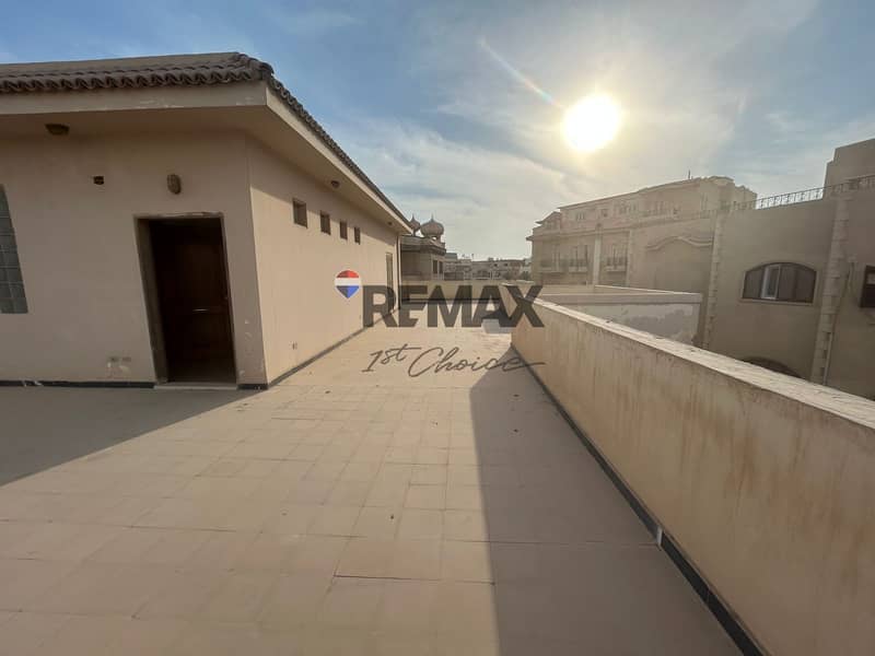 13 PHOTO-2025-11-03-16-11-28 2. jpg