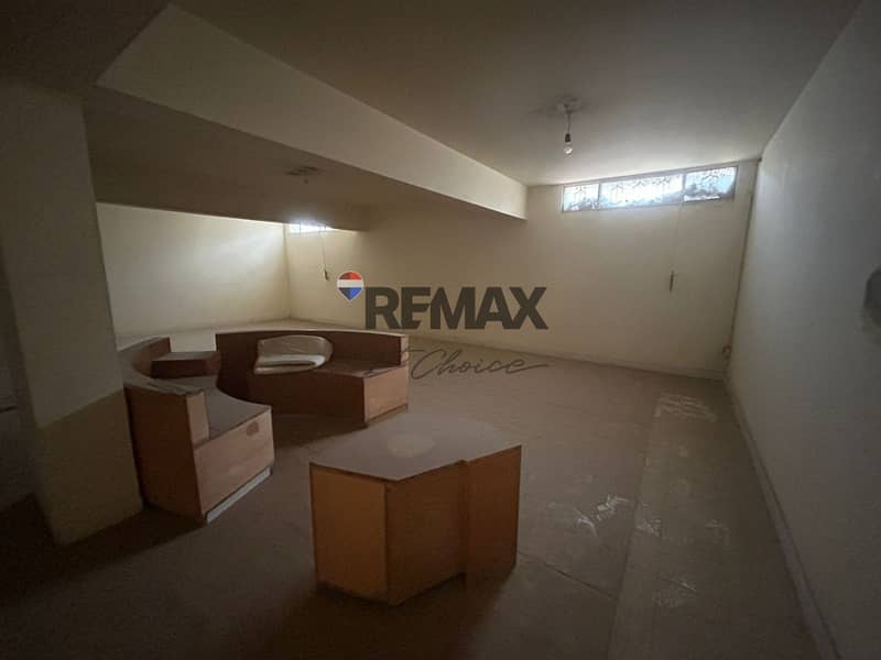 16 PHOTO-2025-11-03-16-11-29 8. jpg