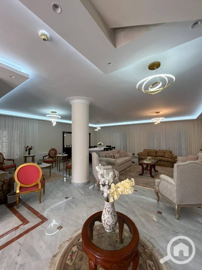 2 bfa7d126-1b7a-49a7-b2d8-40359cd87588. jpeg