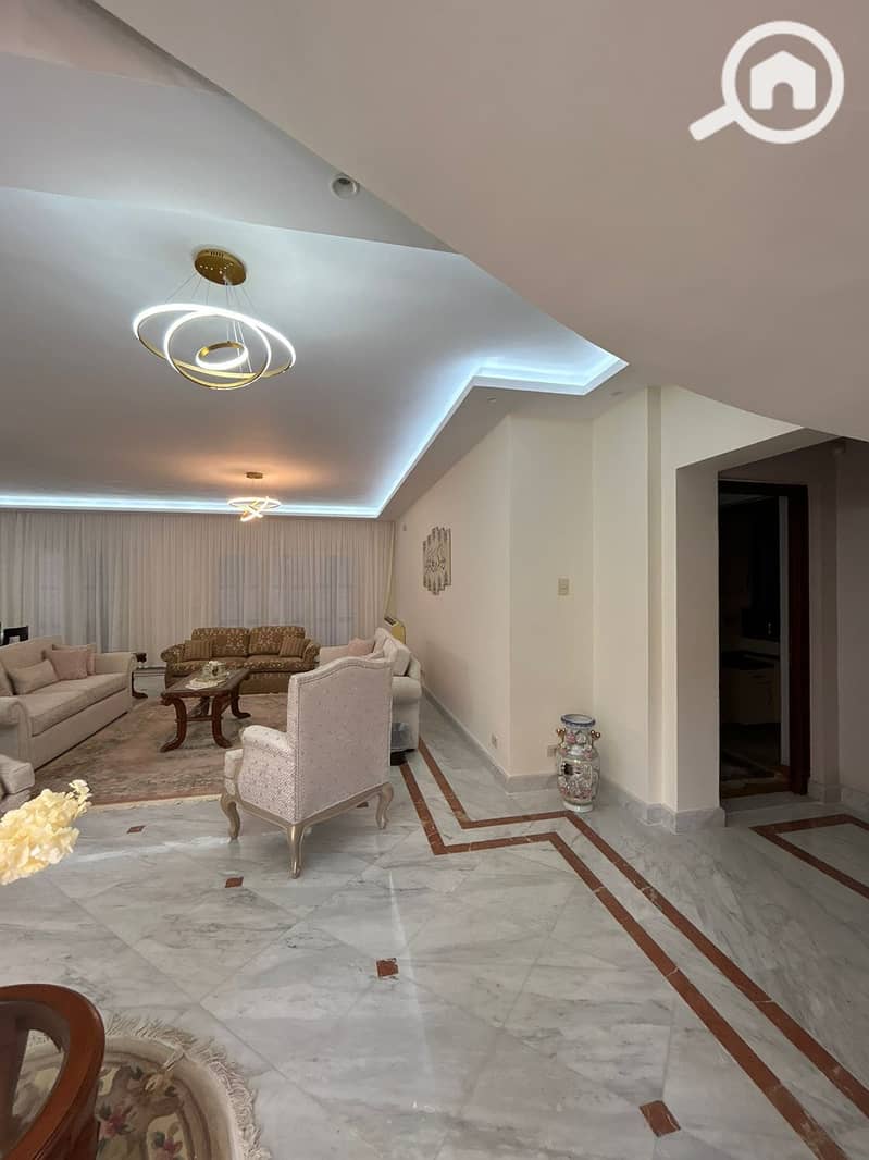 3 c5da5dc7-3532-4f43-b35b-53f13d2e4a21. jpeg