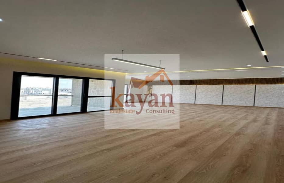 4 WhatsApp Image 2025-12-09 at 12.30. 59 (2). jpeg