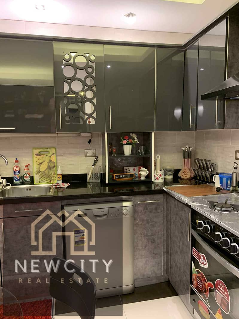 6 صورة واتساب بتاريخ 2025-12-10 في 00.21. 37_a06ddc0e. jpg