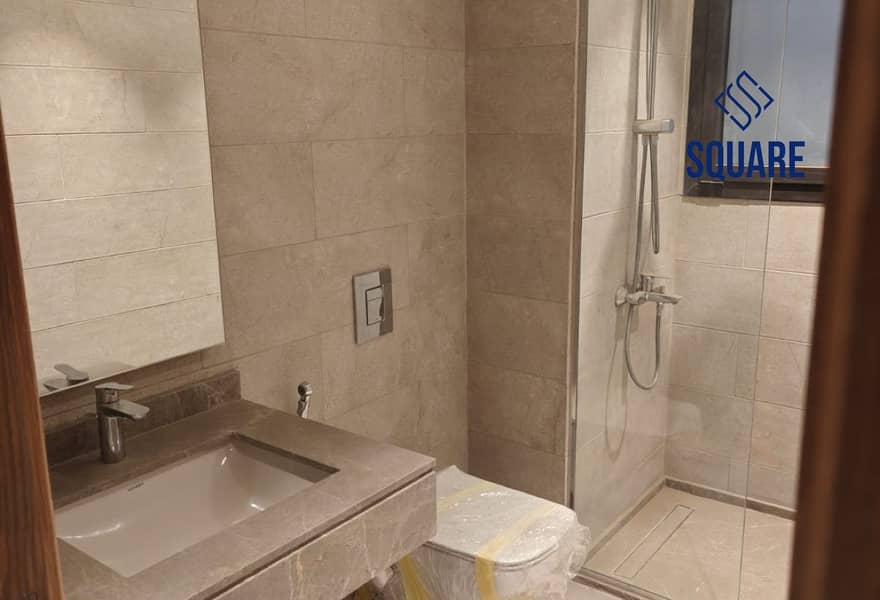 5 49b3c49a-7f8b-4543-b262-8cccf4c8a68c. jpg