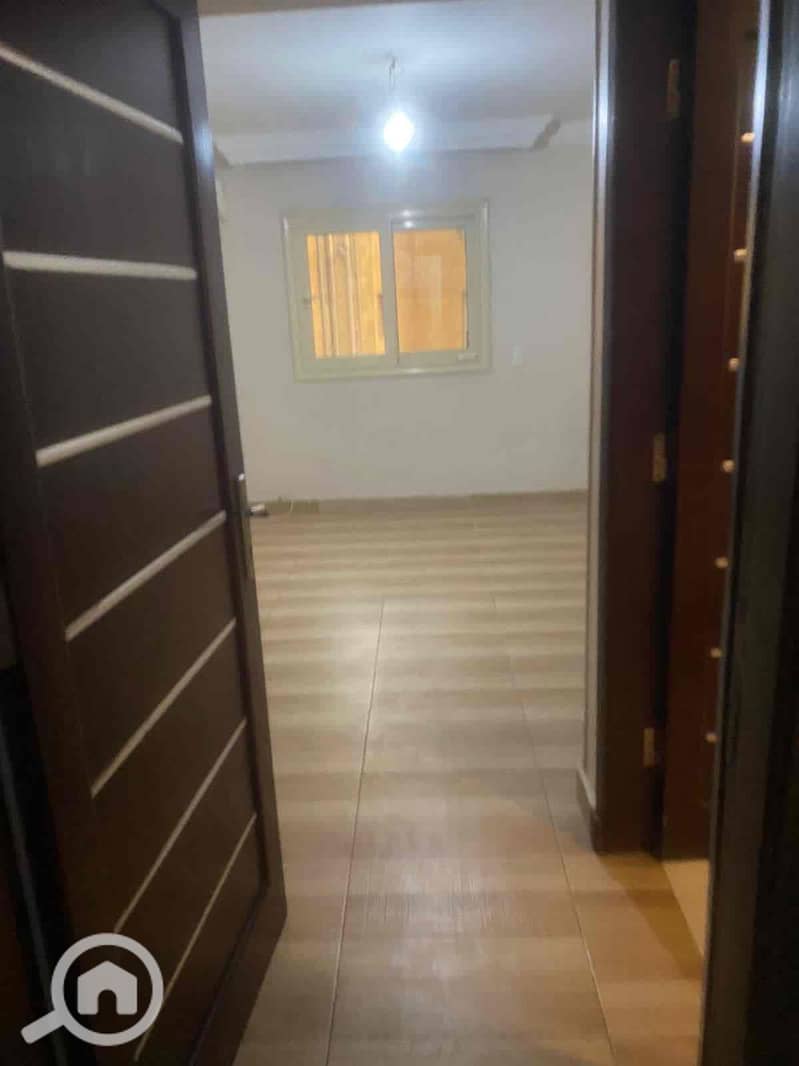 12 affa94c0-7d2e-475a-b3f8-255ffd75b1af. jpg