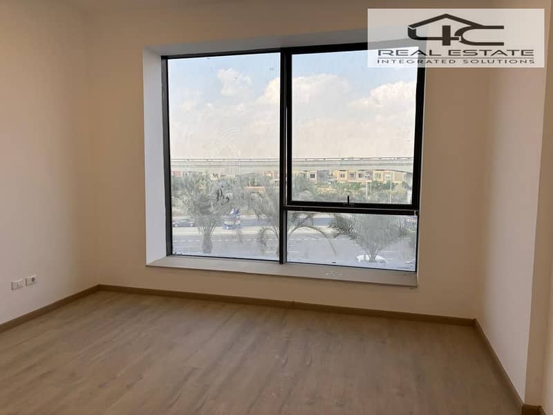 5 WhatsApp Image 2025-12-10 at 14.08. 49. jpeg