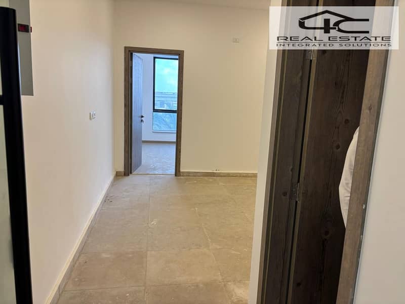 7 WhatsApp Image 2025-12-10 at 14.08. 50 (2). jpeg