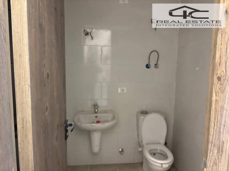 9 WhatsApp Image 2025-12-10 at 14.08. 51 (1). jpeg