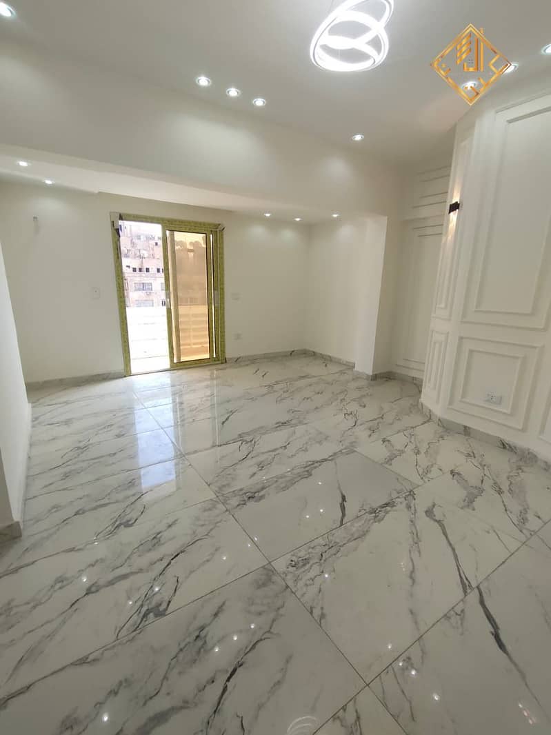 6 WhatsApp Image 2025-09-17 at 17.32. 12 (2). jpeg