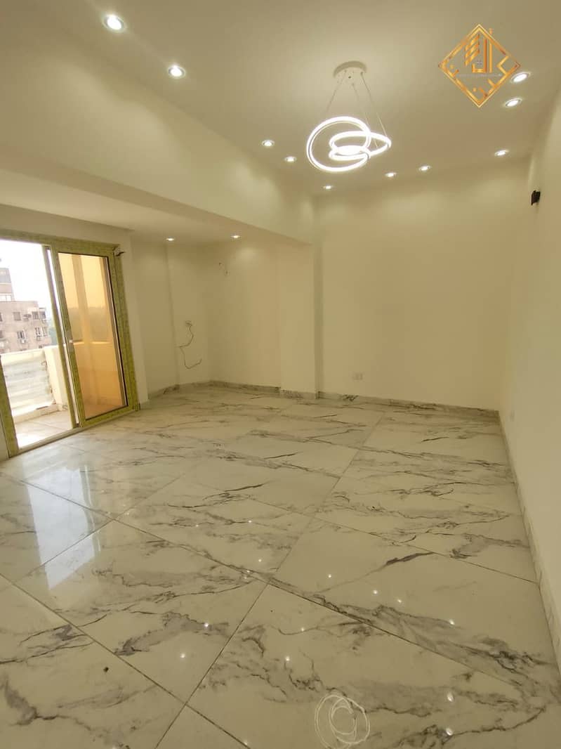 9 WhatsApp Image 2025-09-17 at 17.32. 14 (1). jpeg