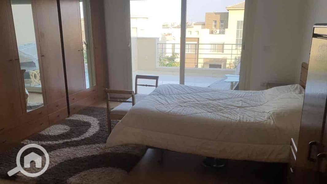 4 7016e092-2cac-49cf-a231-2870281af019. jpg