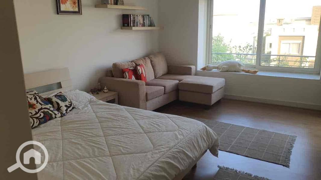 9 251b9253-ef43-40da-abbb-12d1cc1e4523. jpg