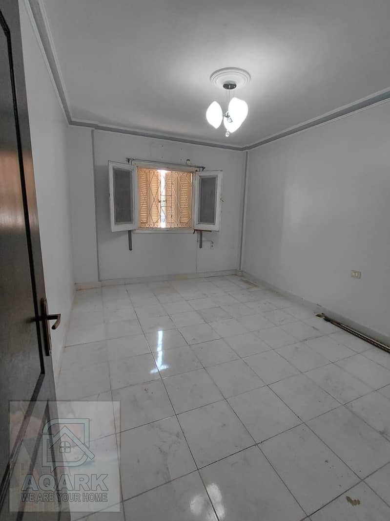 5 ef6b87e2-d046-4708-b2c5-5750e741b6ac. jpg