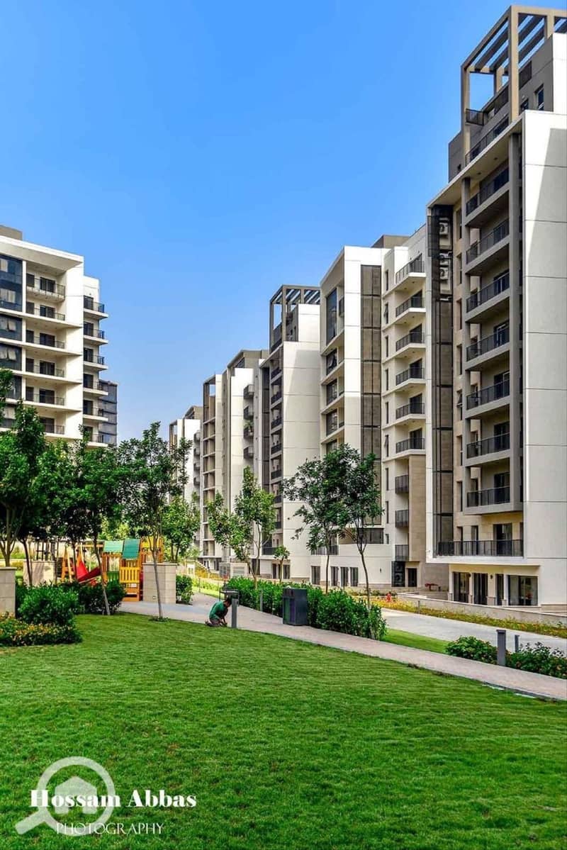 5 Zed West Live Pictures 2025_page-0007. jpg