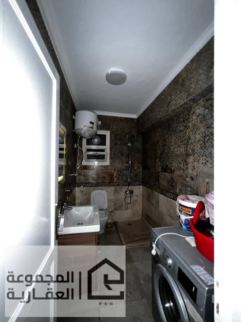 4 f84a19a9-209b-4874-aac6-a26410720c4c. jpg