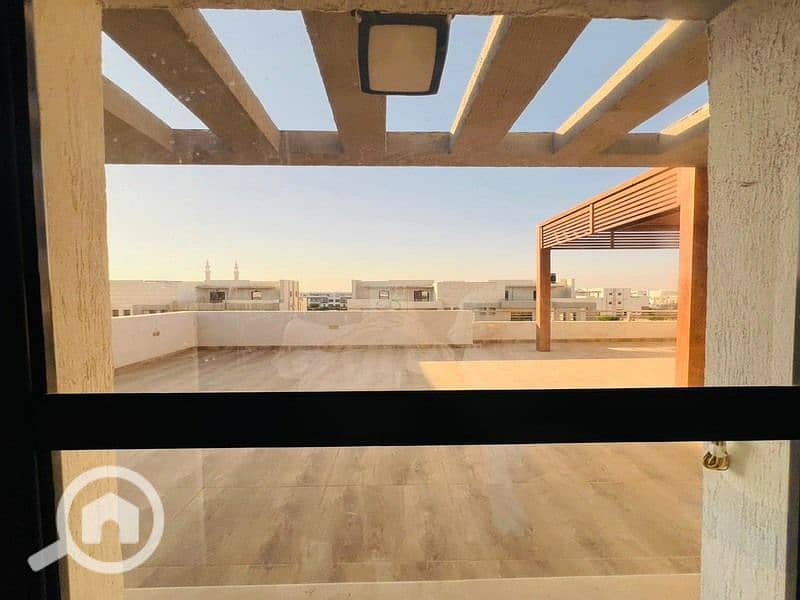 6 IMG-20251210-WA0026_800x600. jpg