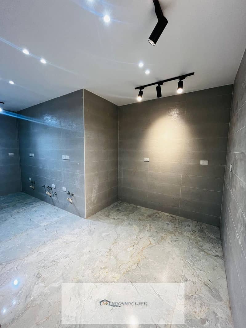 14 WhatsApp Image 2025-12-10 at 2.32. 12 PM (2). jpeg