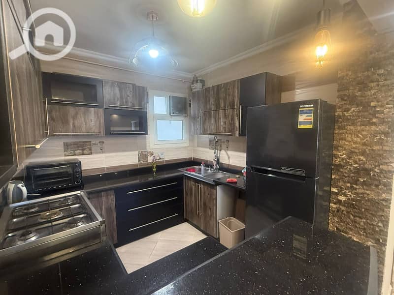 5 e19779a9-36a1-4e4b-a675-05f0c0e99fc4. jpeg