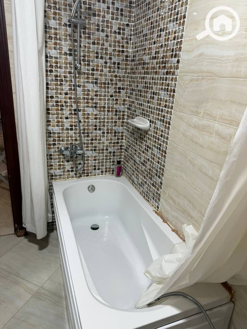 7 d18135a7-2ce8-467a-becd-cc19edf9535e. jpeg