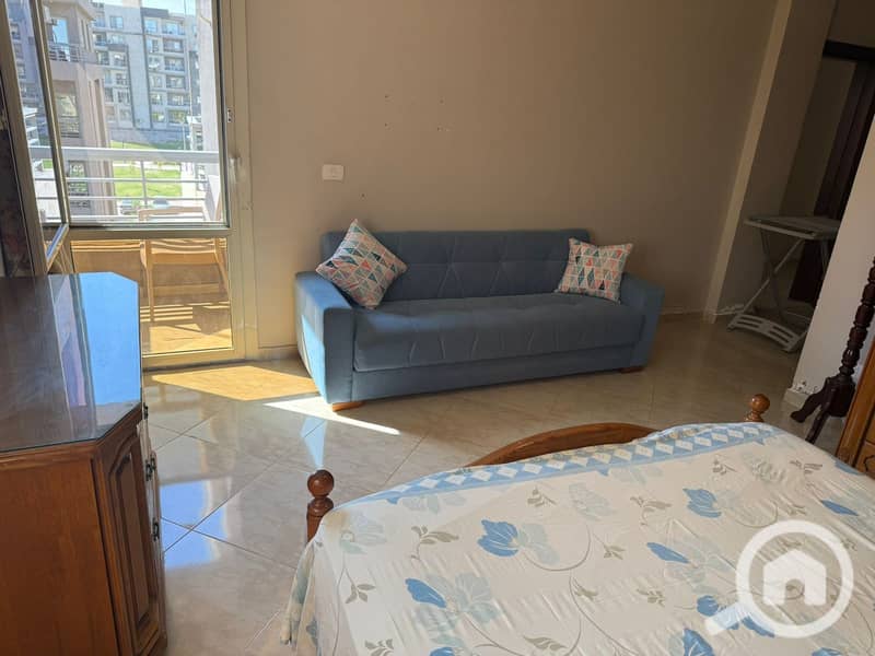 10 e18413db-31a4-4bc5-89bd-db742a8285e6. jpeg