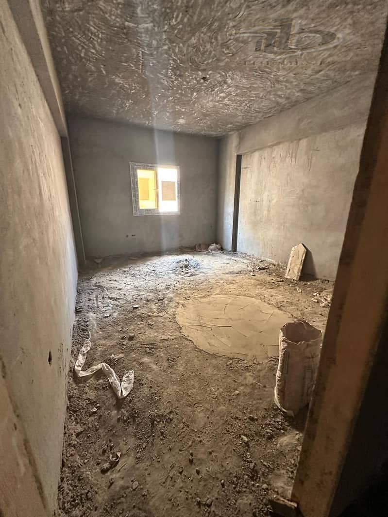 4 WhatsApp Image 2025-12-10 at 14.55. 53_e017815d. jpg