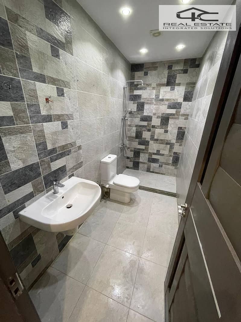 10 WhatsApp Image 2025-12-09 at 12.43. 44 PM (1). jpeg