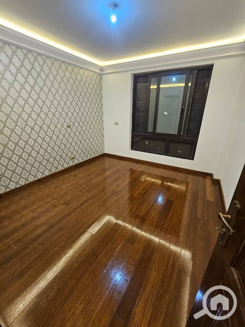 2 59818b58-c046-4d36-b163-6b08dda35edc. jpeg