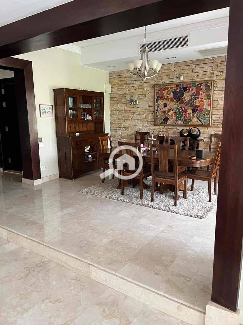 3 d827af78-f715-4ff0-8cf5-d503edb6495a. jpg