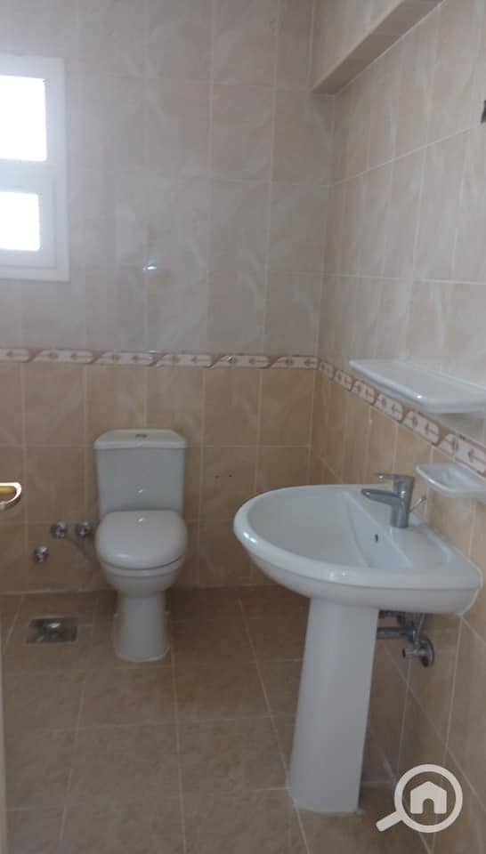 6 7ca02eed-ecc7-47c2-aa92-5c4a36bfec3a. jpeg