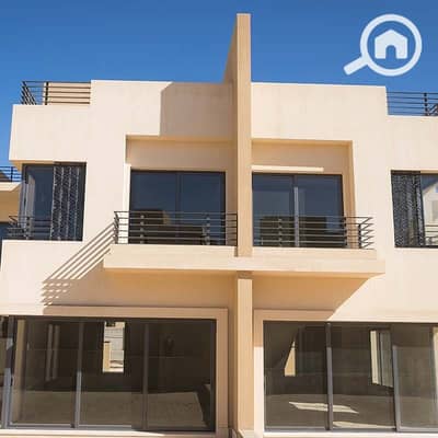 4 Bedroom Twin House for Sale in Sheikh Zayed, Giza - 9. jpg 4 Bedroom Twin House for Sale in Sheikh Zayed, Giza - 9. jpg