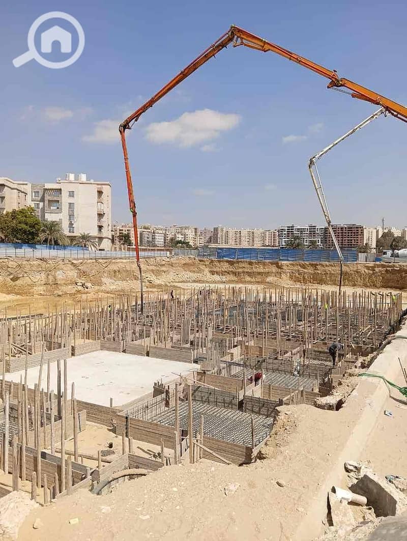 4 6519bb3d-e2c0-46ff-8817-cd86045f4e70. jpg