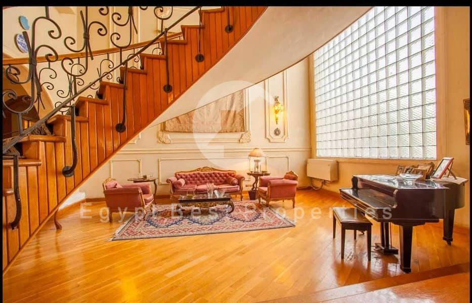 7 9f2ce996-7e4e-44b8-91f9-0e2cf7e39c9b. jpeg