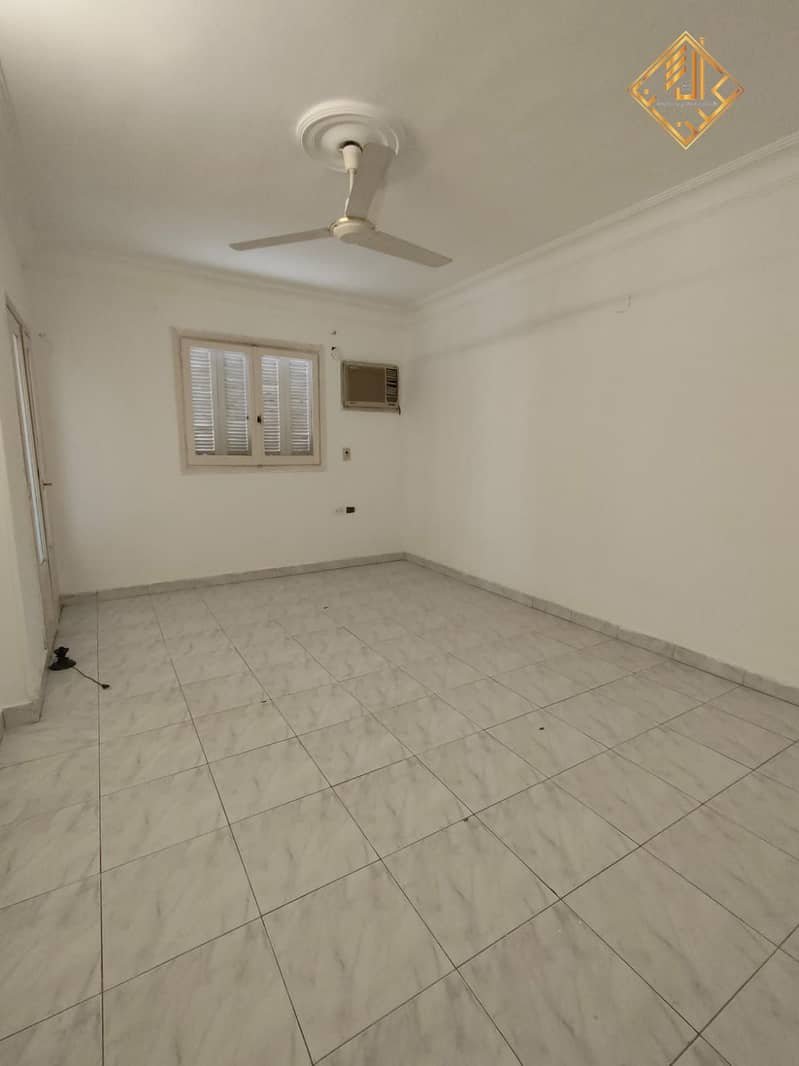 8 WhatsApp Image 2025-10-02 at 16.13. 38 (1). jpeg