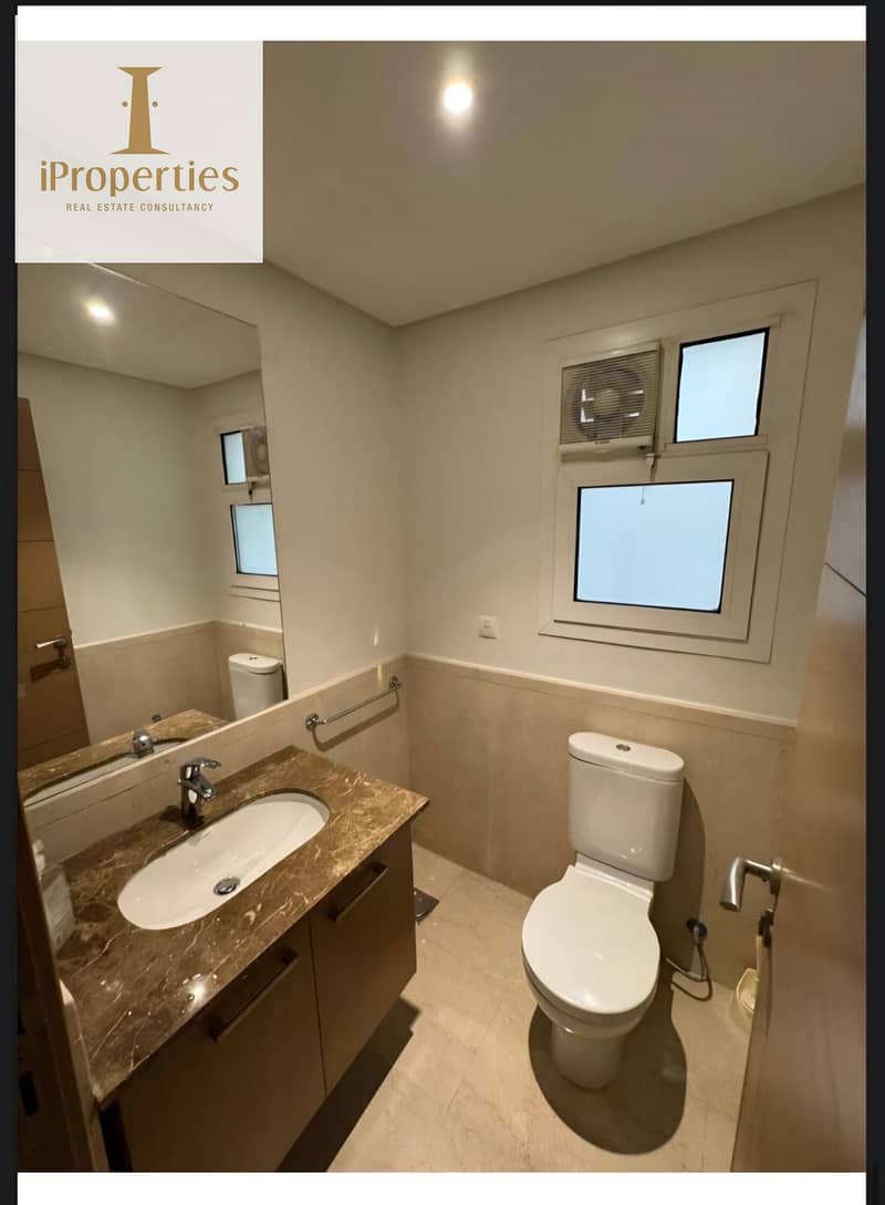 7 ceb6f9f0-17db-42c4-9b8d-b247afe8d5cc. png