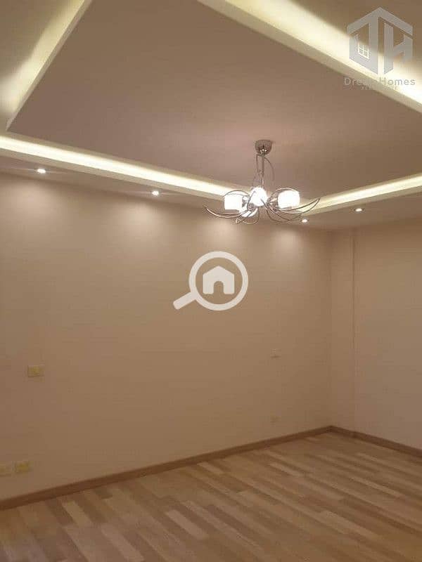 10 WhatsApp Image 2025-12-10 at 15.30. 26_cbf218ee. jpg